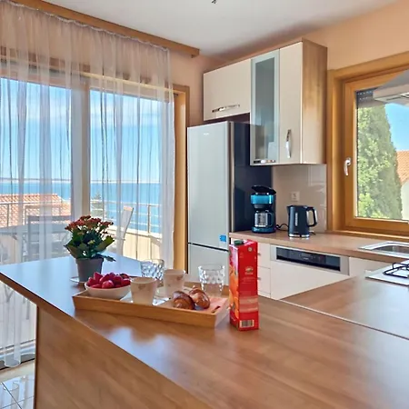 Adriatica-3 By Interhome