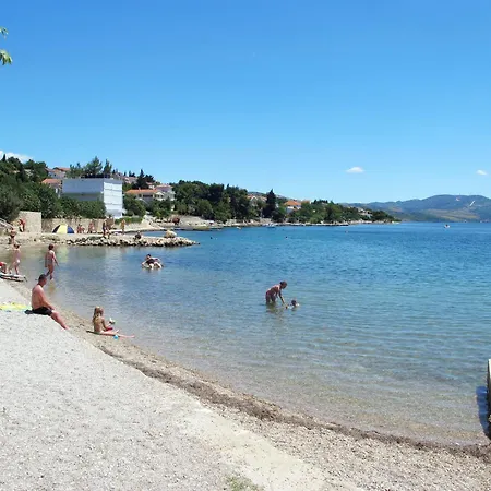 Adriatica-3 By Interhome *